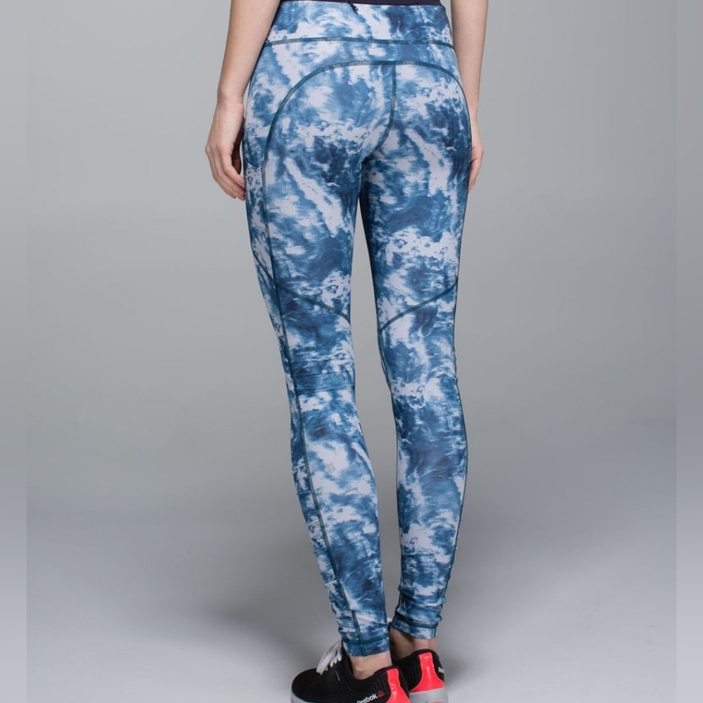 EUC Lululemon Speed Tight III *All Full-On Luxtreme Sea Side Silver Fox Alberta - Picture 2 of 10